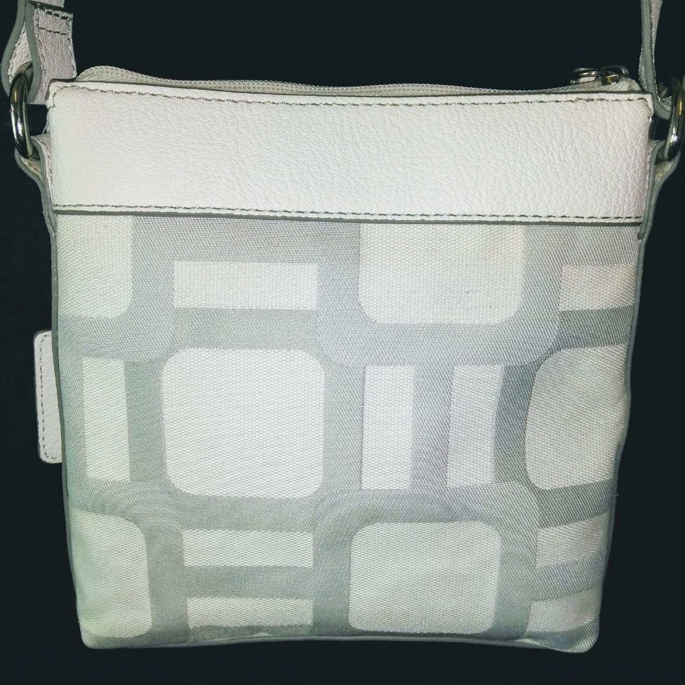 Nine West Crossbody Handbag - Picture 3 of 4